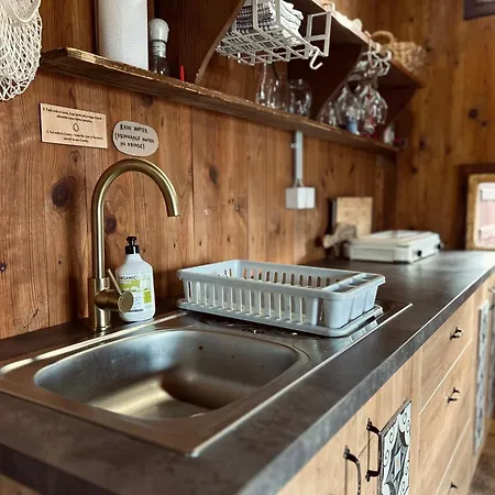 Chalet Somova Gora In The Woods *