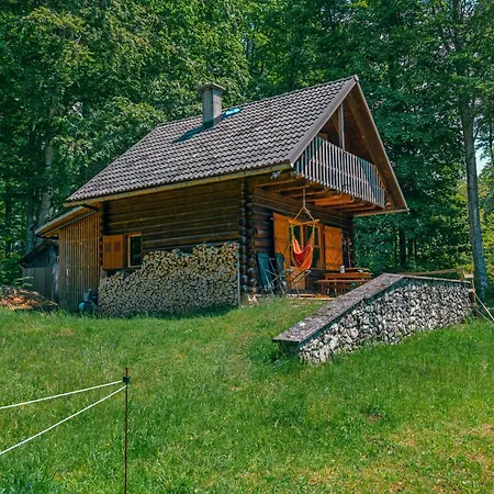 Somova Gora In The Woods Alpehytte